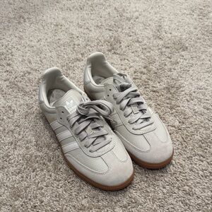 adidas Women's Light Gray/Gum Samba Sneakers